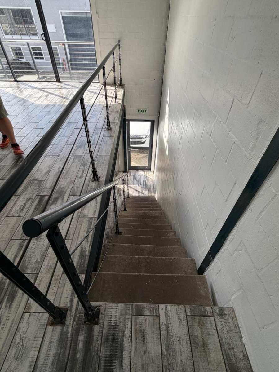 To Let Commercial Property for Rent in Maitland Western Cape